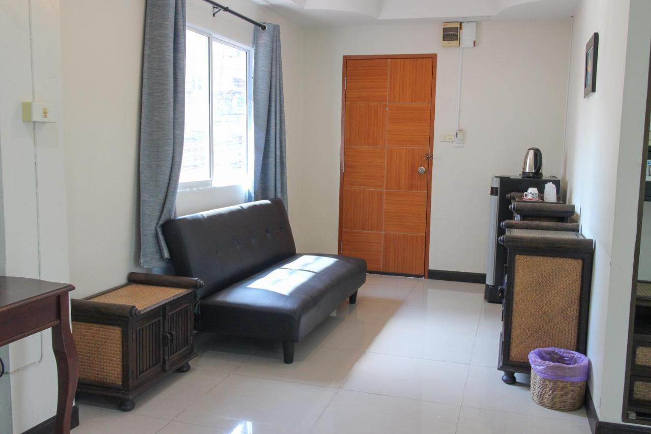 Spa Guest House Jomtien Beach Exterior photo