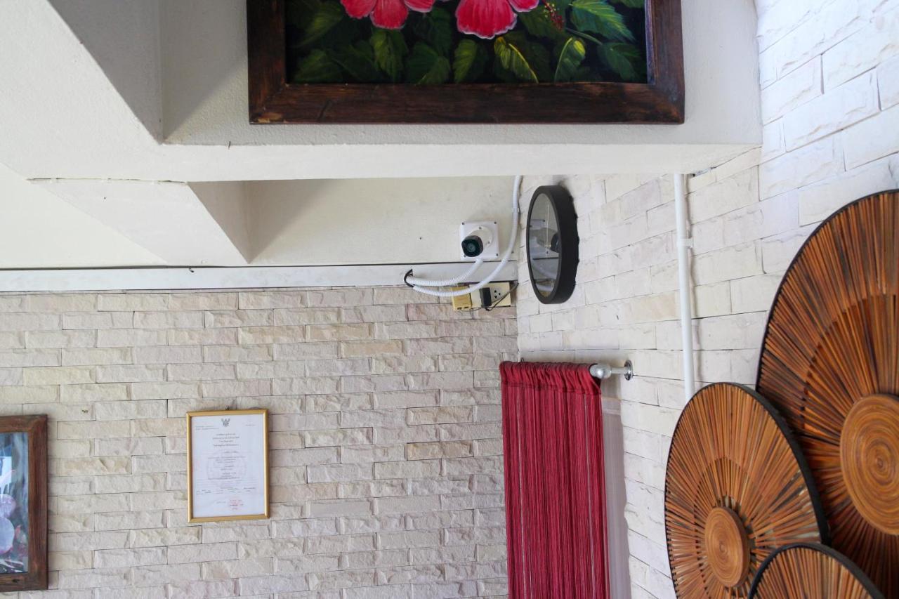 Spa Guest House Jomtien Beach Exterior photo