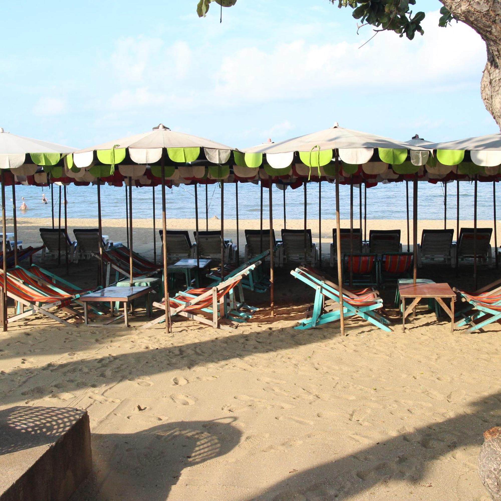 Spa Guest House Jomtien Beach Exterior photo
